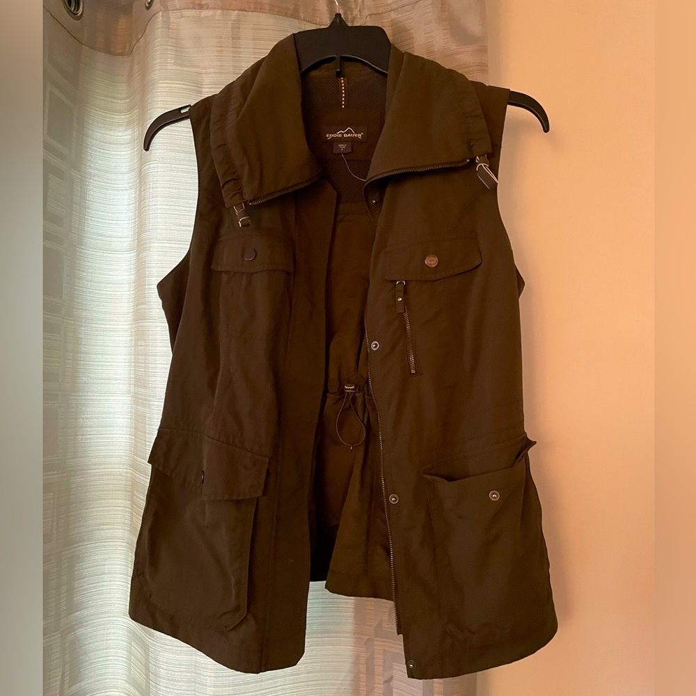 Eddie Bauer utility vest